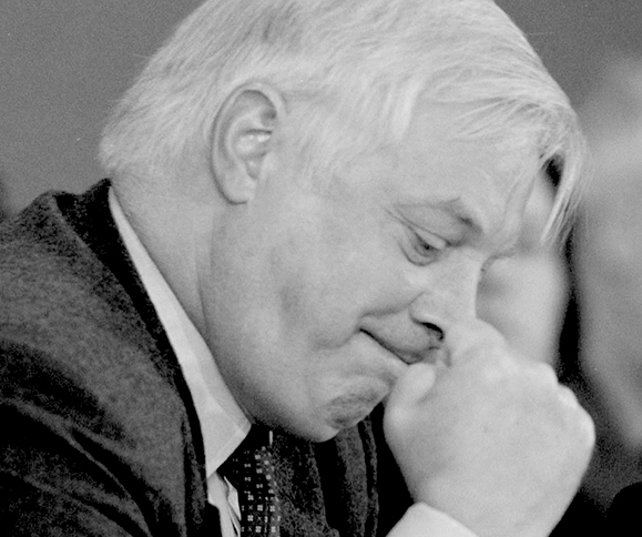 Chris Patten Endorses Police Bill