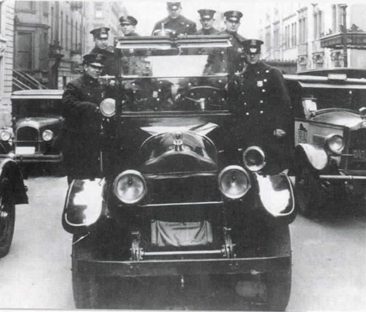 <em>New York City patrol car from the 1920s.</em>