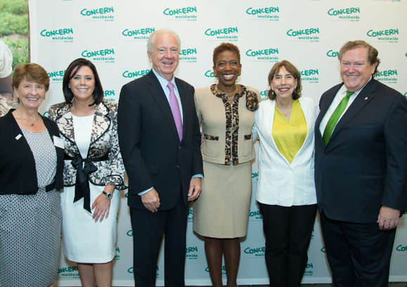 Aine Fay, Anita Sands, Joe Cahalan, honoree Carla Harris, Carolyn Perla, Tom Moran