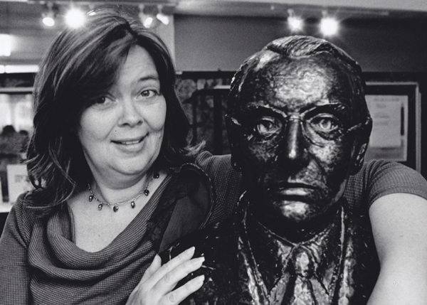 Séan Ó Faoláin Short Story Prize Goes to Evelyn Walsh