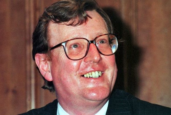 David Trimble: Man of War, Man of Peace