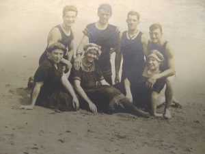 Molly (nee Curtin) and Pat Mahoney (center) McLaughlin's maternal grandparents (long Branch, NJ).