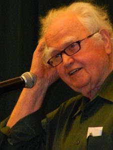 Malachy McCourt reading James Joyce to an audience at Barnes & Noble in Tribeca in 2013. Photo: Wikipedia