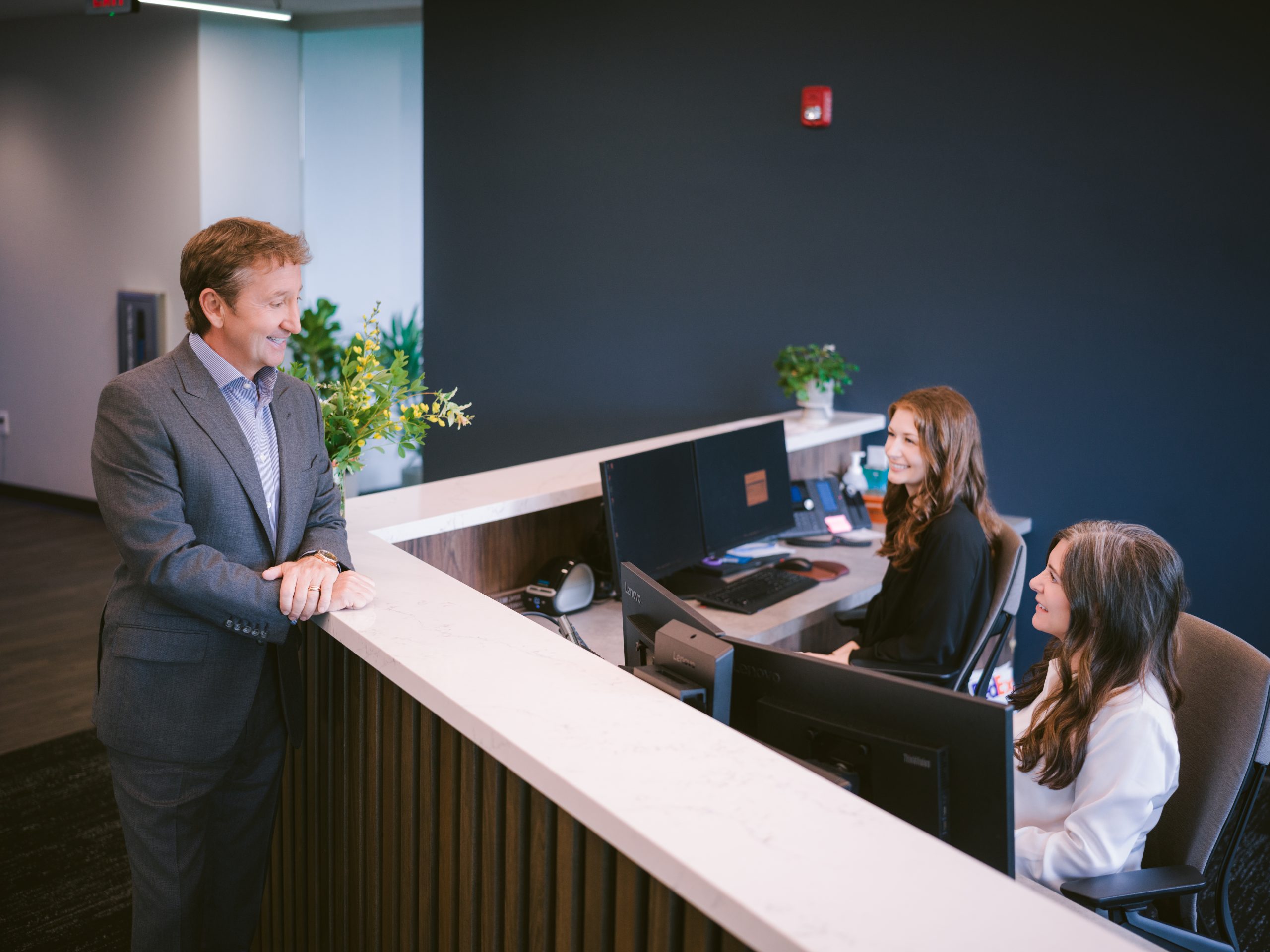 Reilly talking to employees in his Dublin, Ohio headquarters. Photo by Robb McCormick Photography